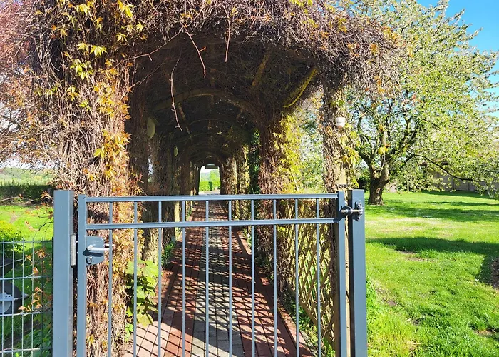 09 Gaenseweide - Hof Wiesengrund *